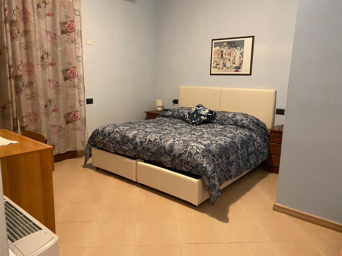 The Orange House Bed & Breakfast Assemini Bagian luar foto